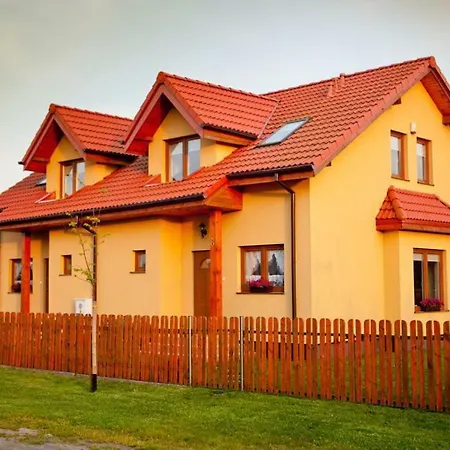 Hébergement de vacances Roza Rowy (Pomerania)